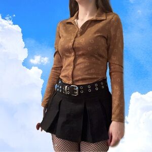 NEW GROOVY BABY RETRO FLOWER BUTTON UP TOP